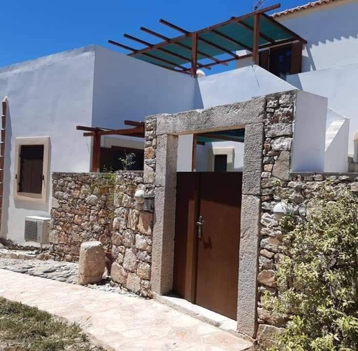 Old Village Apartments Katsoulianika Room photo